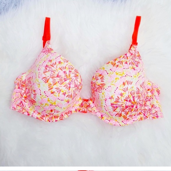 Victoria's Secret Other - Victoria's Secret Lightly Lined Demi Bra With Sequins
